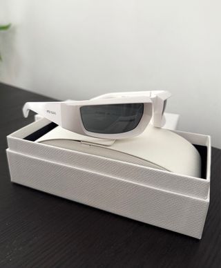 Gafas de sol Prada blancas - Adjunto Tiket