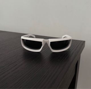 Gafas de sol Prada blancas - Adjunto Tiket