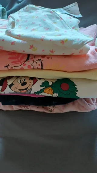 Lote de 0 a 9 meses niña.