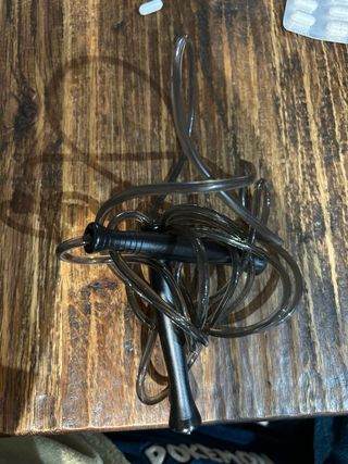 Comba de cuerda negra