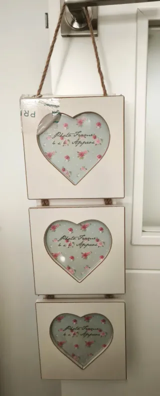 Marco de fotos colgante corazón floral