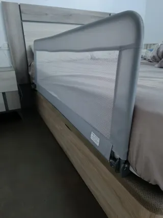 Barrera Cama Jané Abatible 140cm Gris