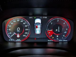 Volvo V60 2.0 B4 (D) Momentum Pro Auto