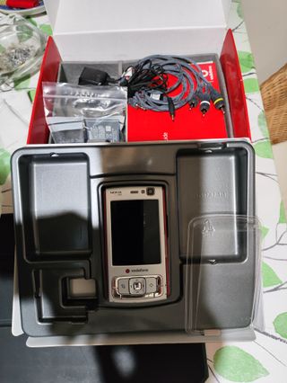 Nokia N95, en su caja