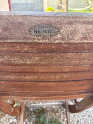 Silla de madera para terraza