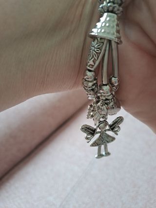 Pulsera cuentas y charms hada nueva