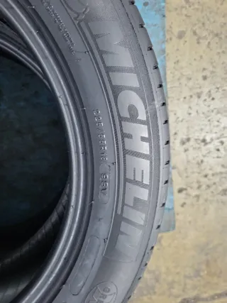 2 Neumáticos  225/55 R18 Michelin