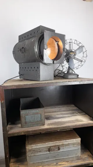 Faro teatrale vintage