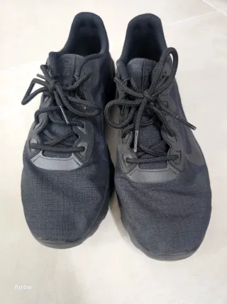 Scarpe nere da ginnastica nike numero 41