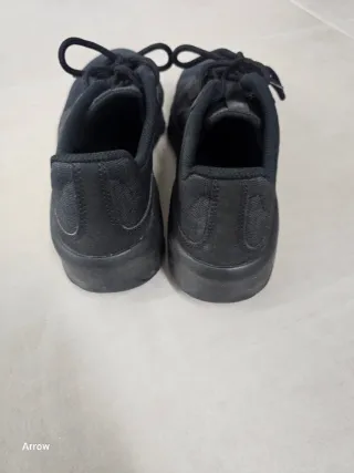 Scarpe nere da ginnastica nike numero 41