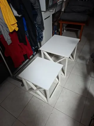 Mesas auxiliares blancas de madera (2)