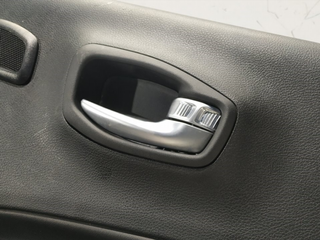 GUARNECIDO PUERTA TRASERA DERECHA JEEP COMPASS (M