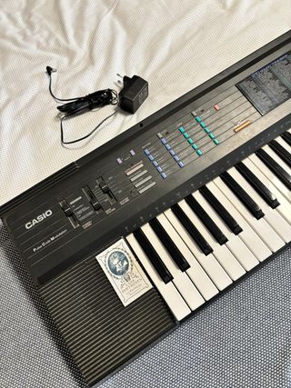 Teclado Casio Tone Bank CT-390