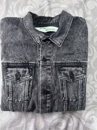 Chaqueta vaquero negro denim