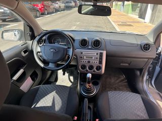Ford Fiesta 1.4 TDCi 5P Bajo consumo Muy cuidado