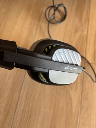 PS5 Pro Blanca con Mando y Auriculares