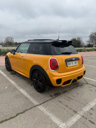 MINI JOHN COOPER WORKS