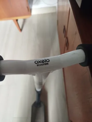 Patinete infantil blanco y negro