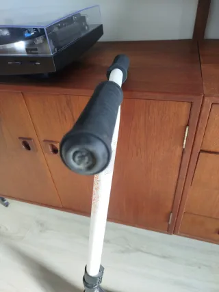 Patinete infantil blanco y negro