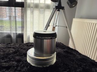 Telescopio astronomico reflector con tripode