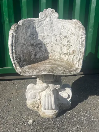 Banco de piedra decorativo