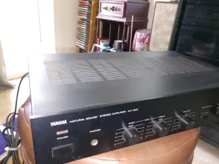 Amplificador vintage Yamaha funciona