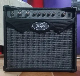 Amplificador Peavey Vypyr 15W Modelado
