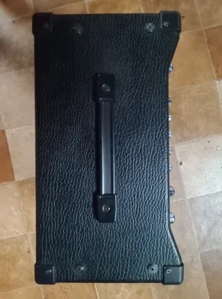 Amplificador Peavey Vypyr 15W Modelado