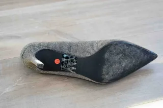 Zapatos Cortefiel plateados fantasía T38 tacón 8cm