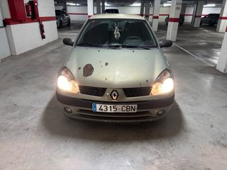 Renault Clio 2004