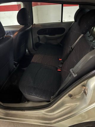 Renault Clio 2004