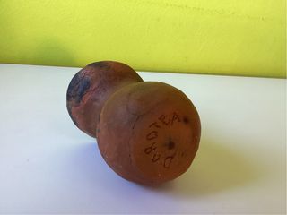 Jarrón antiguo barro cocido rústico. Firmado