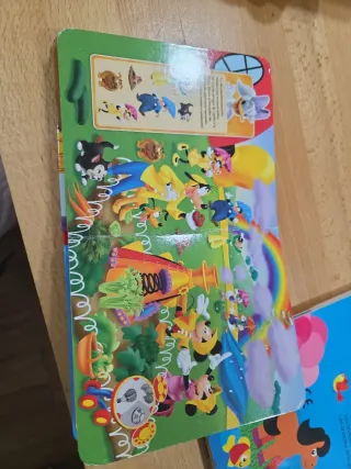 MINI PRIMER BUSCA Y ENCUENTRA LA CASA DE MICKEY...