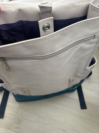 Mochila Mr. Wonderful rosa y azul.