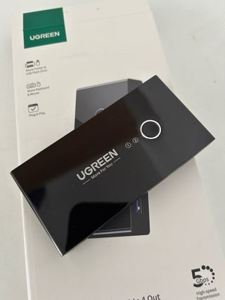 UGREEN USB 3.0 Switch 2 In 4 Out