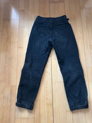 Pantalón vaquero negro recto talla 38