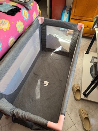 Cuna de bebé casi nueva