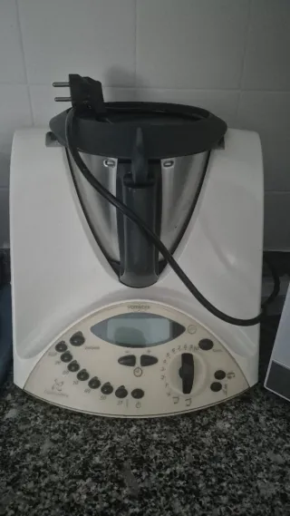 Thermomix TM31 con accesorios