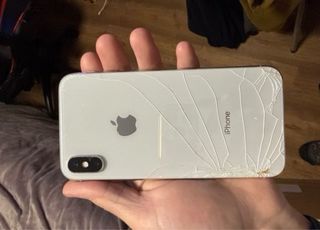 iPhone X (funcional) + iPhone 11 Pro (piezas)