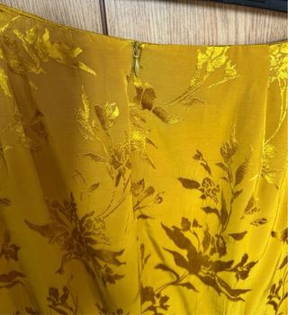 Gonna Zara oro con stampa floreale