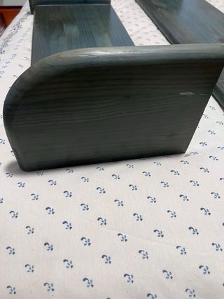 Estantes de madera pino verde azulado