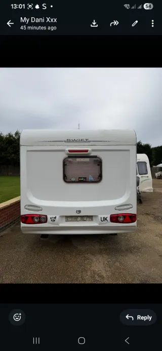 Caravana de lujo moderna