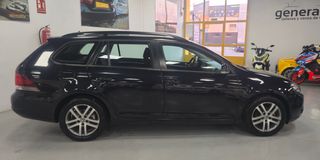EL VOLKSWAGEN GOLF VARIANT 1.6 TDI 105 CV DE 2009