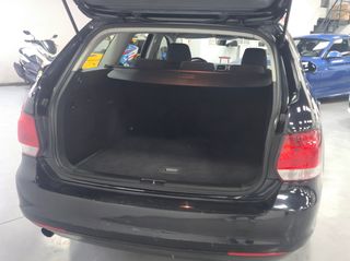 EL VOLKSWAGEN GOLF VARIANT 1.6 TDI 105 CV DE 2009