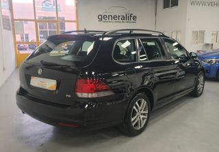 EL VOLKSWAGEN GOLF VARIANT 1.6 TDI 105 CV DE 2009