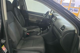 EL VOLKSWAGEN GOLF VARIANT 1.6 TDI 105 CV DE 2009