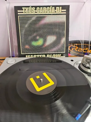 Txús García DJ - Master Blow (Legend Records)