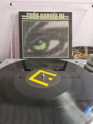 Txús García DJ - Master Blow (Legend Records)
