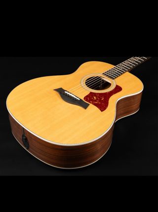 Taylor 214e Deluxe Electroacústica