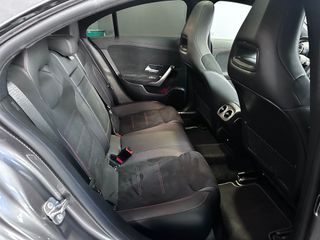 MERCEDES-BENZ CLA CLA 220 D DCT